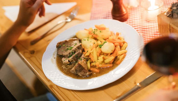 Spettacolo tirolese con cena e musica dal vivo - Foto 5
