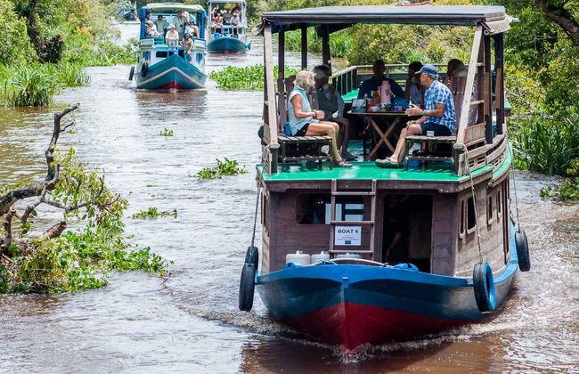 Private Borneo Cruise and Orangutan Sighting - Photo 4