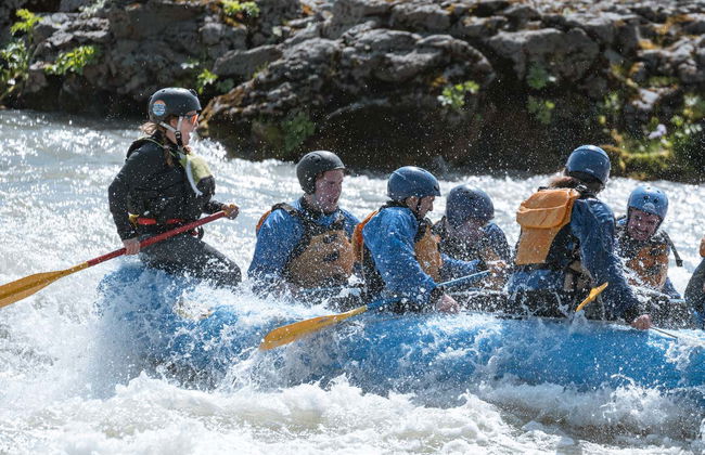 Hvita River Rafting Tour - Photo 2