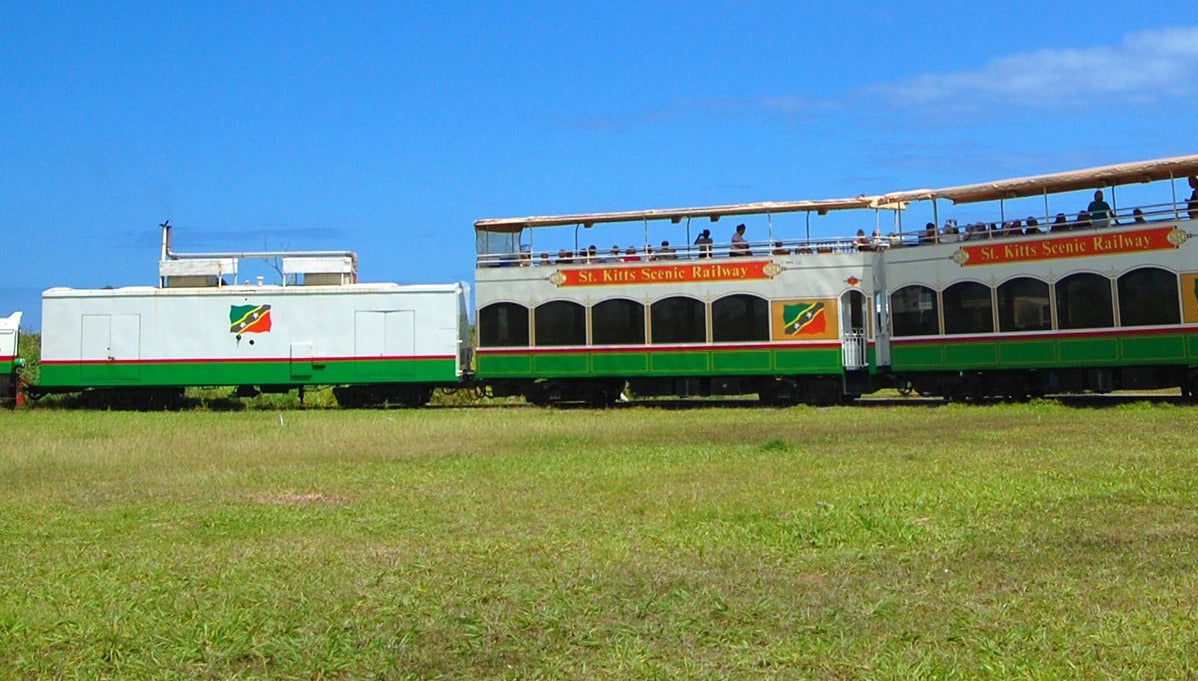Tren y autobús panorámico de San Cristóbal