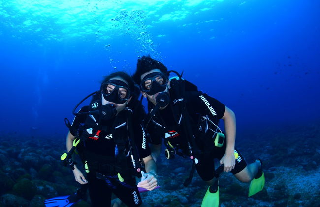 Bautismo de buceo en el Parque Nacional Marino Fernando de Noronha - Foto 2