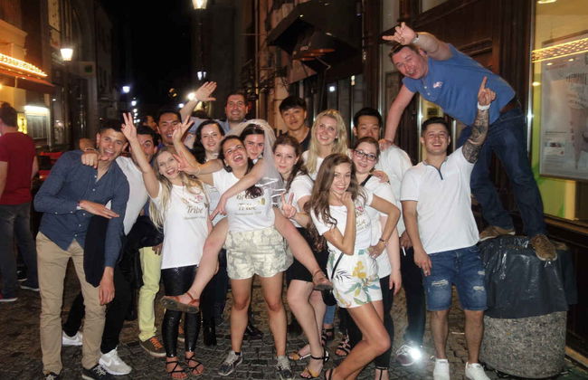 Pub Crawl ¡Tour de fiesta por Bucarest - Foto 2
