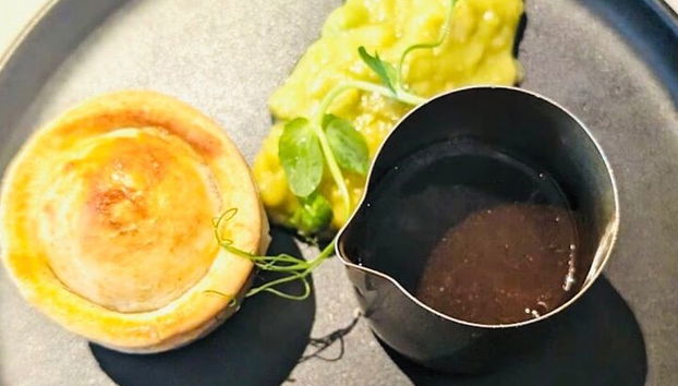 Un sabor de Manchester y Salford con comidas , bebidas y guía - Foto 5