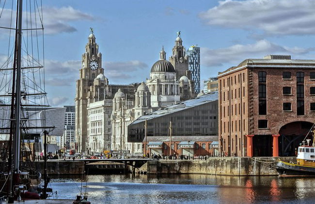 Traslado privado desde el centro de Liverpool al aeropuerto de Liverpool - Foto 2
