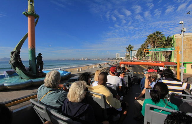 Visite panoramique dans Mazatlan en bus à toit ouvert - Photo 5