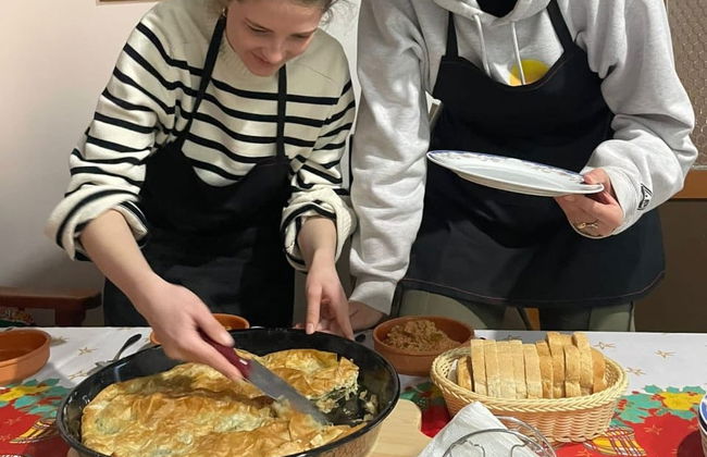 Cooking Class With an Albanian Family - Foto 4