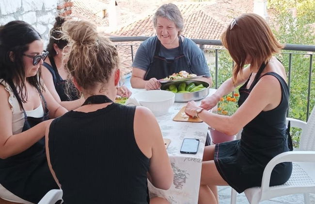 Cooking Class With an Albanian Family - Foto 8
