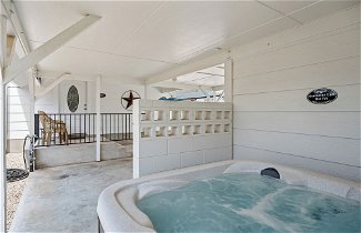 Photo 1 - Aermotor Loft Downtown With Hot Tub