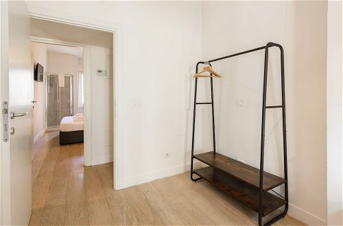 Foto 8 - Novella Contemporary Apartment