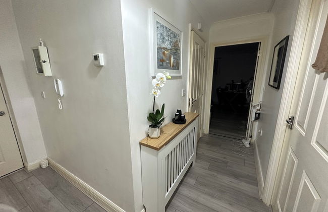 Charming Mi Casa Es Tu Casa 2-bed in Dagenham - Foto 12