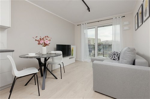 Photo 20 - Bright & Modern Apartment by Renters