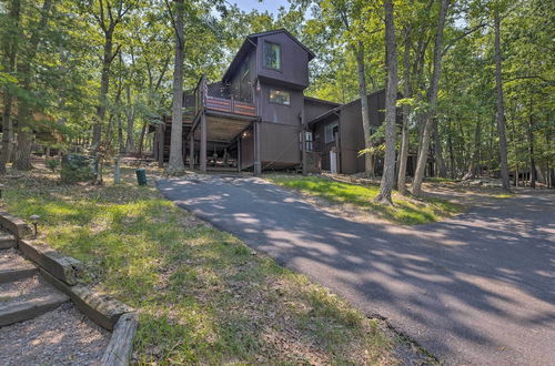 Foto 12 - Top Shelf Home w/ Deck ~1 Mi to Ski Slopes