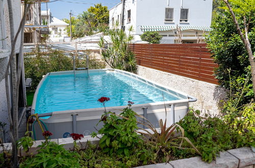 Photo 34 - Spacious 4BD House w Pool in Hezliya