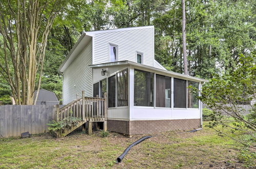 Photo 4 - Cozy Cary Abode ~ 10 Mi to Downtown Raleigh