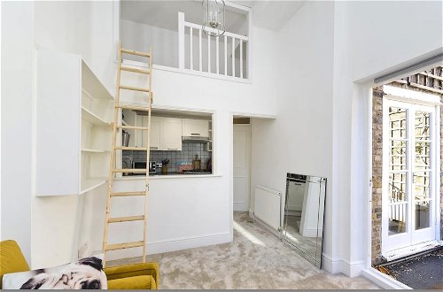 Foto 5 - Bright one Bedroom Apartment With Balcony in Maida Vale by Underthedoormat
