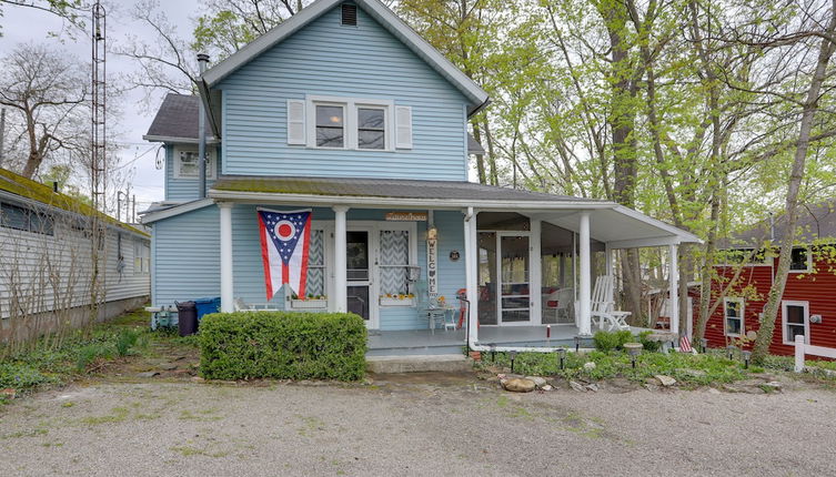 Foto 1 - Spacious Lakeside Cottage - 2 Miles to Marblehead