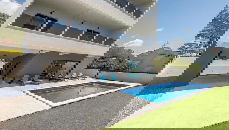 Foto 1 - Luxury Villa La Nonna Ana - Entertainment,fitness,pool,sea View