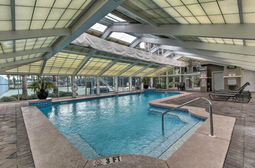 Foto 15 - Ornate Resort Condo w/ Balcony, Pool, Water Views