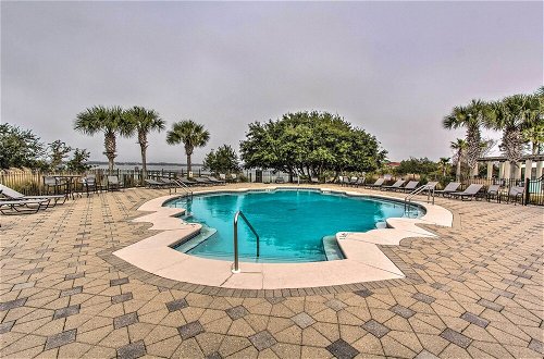 Foto 32 - Ornate Resort Condo w/ Balcony, Pool, Water Views