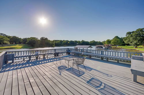 Photo 36 - Lakefront Mabank Home: Boating Getaway