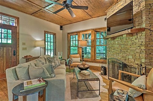 Photo 8 - Charming Cashiers Cottage w/ Screened Porch