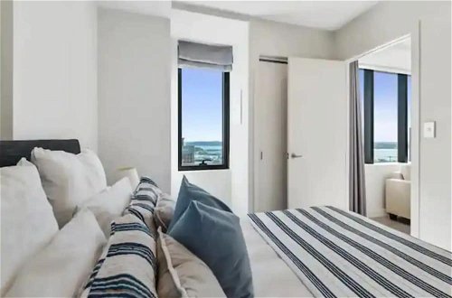 Foto 2 - Just Opposite To Sky Tower, 2 Bed 2 Bath In Cbd