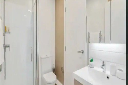 Foto 6 - Just Opposite To Sky Tower, 2 Bed 2 Bath In Cbd