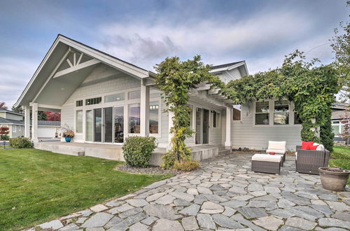 Photo 18 - Family Home on Lake Chelan With Mtn + Lake View