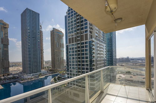 Photo 1 - Homesgetaway - JLT Lake Views 1BR