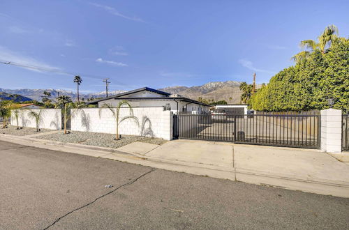 Photo 23 - Stylish Palm Springs Home With Outdoor Oasis