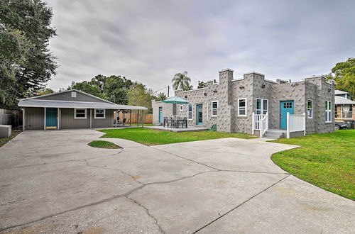 Photo 9 - Winter Garden Bungalow w/ Gas Grill, Walk to Dtwn