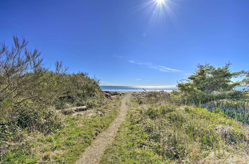 Photo 2 - Ocean Shores Retreat w/ Porch & Canal Views