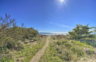 Photo 2 - Ocean Shores Retreat w/ Porch & Canal Views