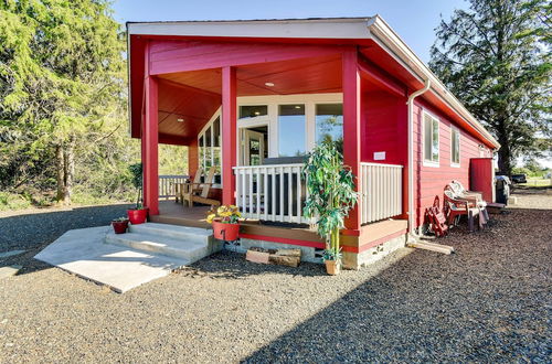 Photo 6 - Ocean Shores Retreat w/ Porch & Canal Views