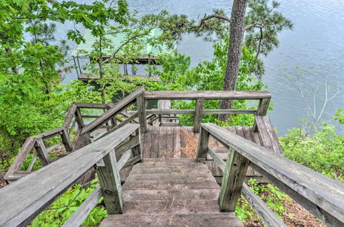 Photo 2 - Lake Hamilton Hideaway w/ Private Dock & Slip