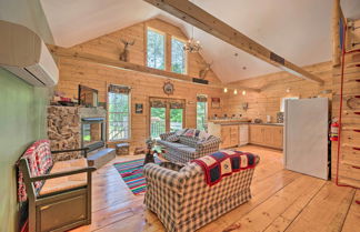 Photo 1 - Cabin-inspired Home < 12 Mi to Sugarloaf Mtn