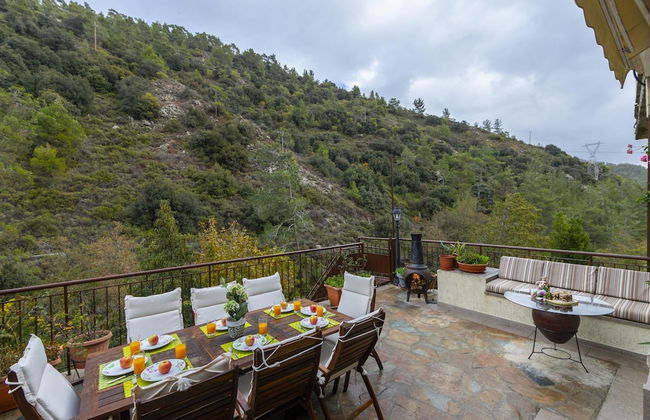 Troodos Riverside Cottage - Foto 1