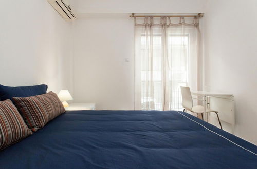 Photo 19 - Lovely 2 Bedroom apt in Metaxourgio Center