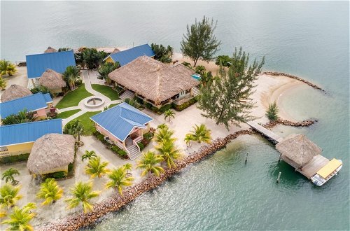 Foto 8 - Exclusive Private Island With 360 Degree View of the Ocean