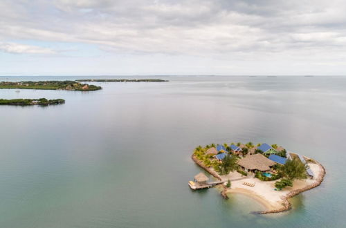 Foto 5 - Exclusive Private Island With 360 Degree View of the Ocean
