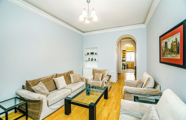 Azneft Garden Apartment - Foto 13