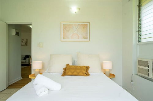 Photo 4 - NIGHTCLIFF RETREAT - Stylish 2BR Apt