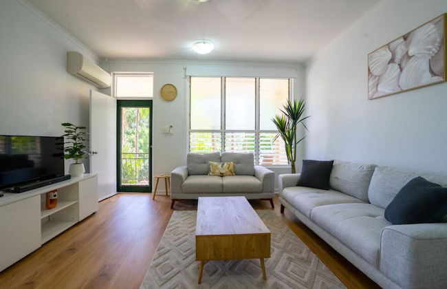 NIGHTCLIFF RETREAT - Stylish 2BR Apt - Foto 8