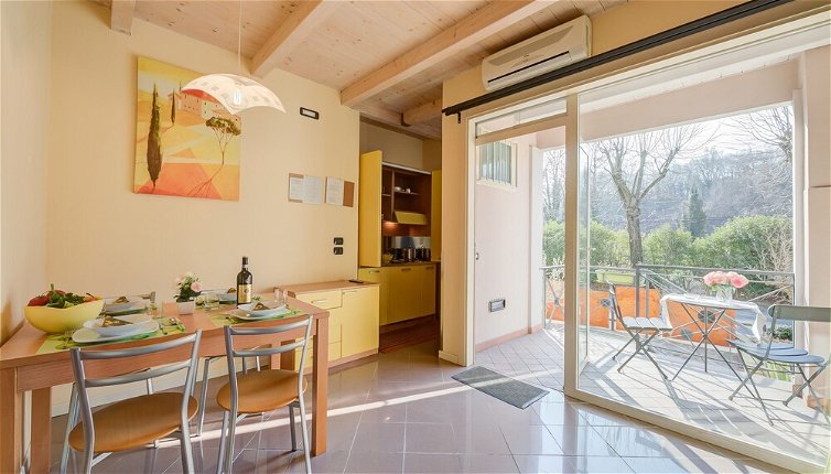 Foto 1 - Yellow Apartment Desenzano With Smart TV