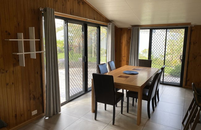 4 Bedroom Family Friendly Retreat - Photo 13