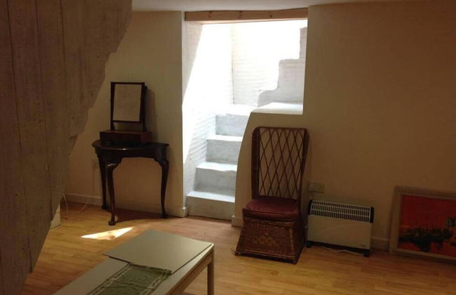 Newly Refurbished 7-bed Cottage in Polruan, Fowey - Photo 16