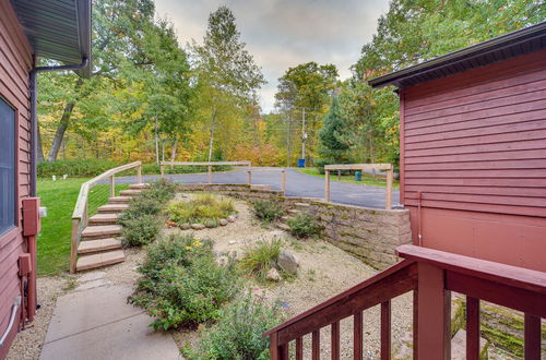 Photo 3 - Lakefront Wisconsin Cabin With Boat Dock