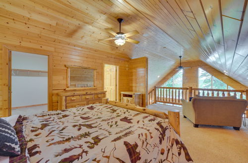 Photo 40 - Lakefront Wisconsin Cabin With Boat Dock