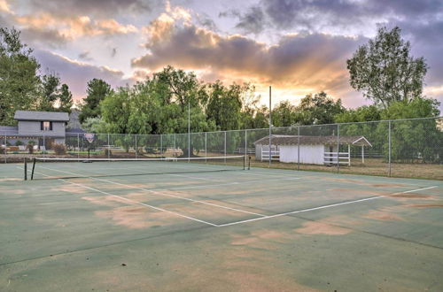 Foto 7 - Family Retreat - Private Tennis Court & Game Room