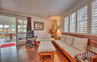 Photo 2 - Arcadia Home w/ Sunroom & Deck in Central Location